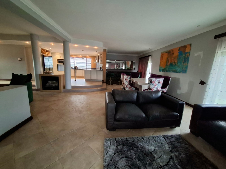 4 Bedroom Property for Sale in Haasendal Western Cape